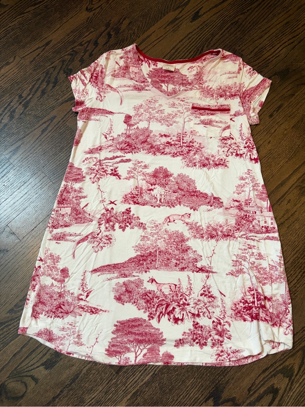 Soma White and Red Toile Cool Nights nightgown v neck, Sz large Excellent cond.